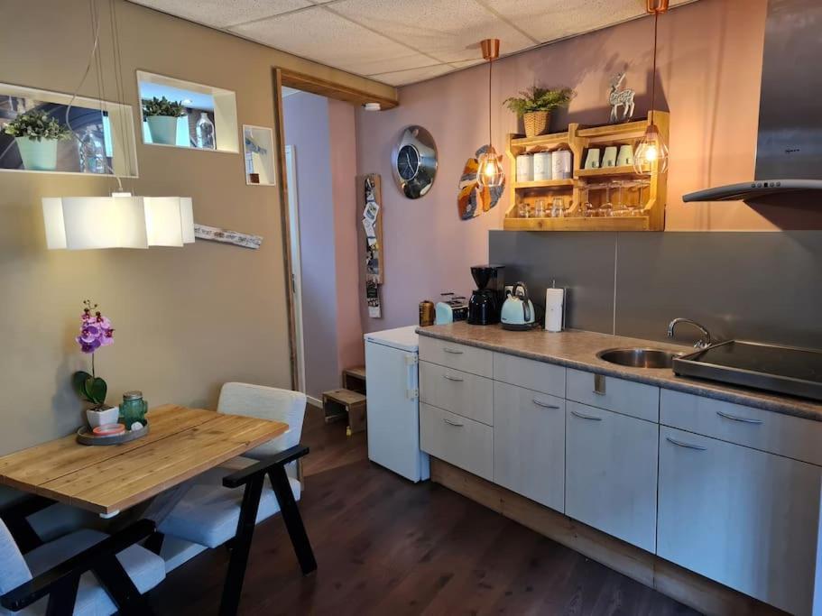 Appartement De Oliekan Small Lemmer Exterior photo